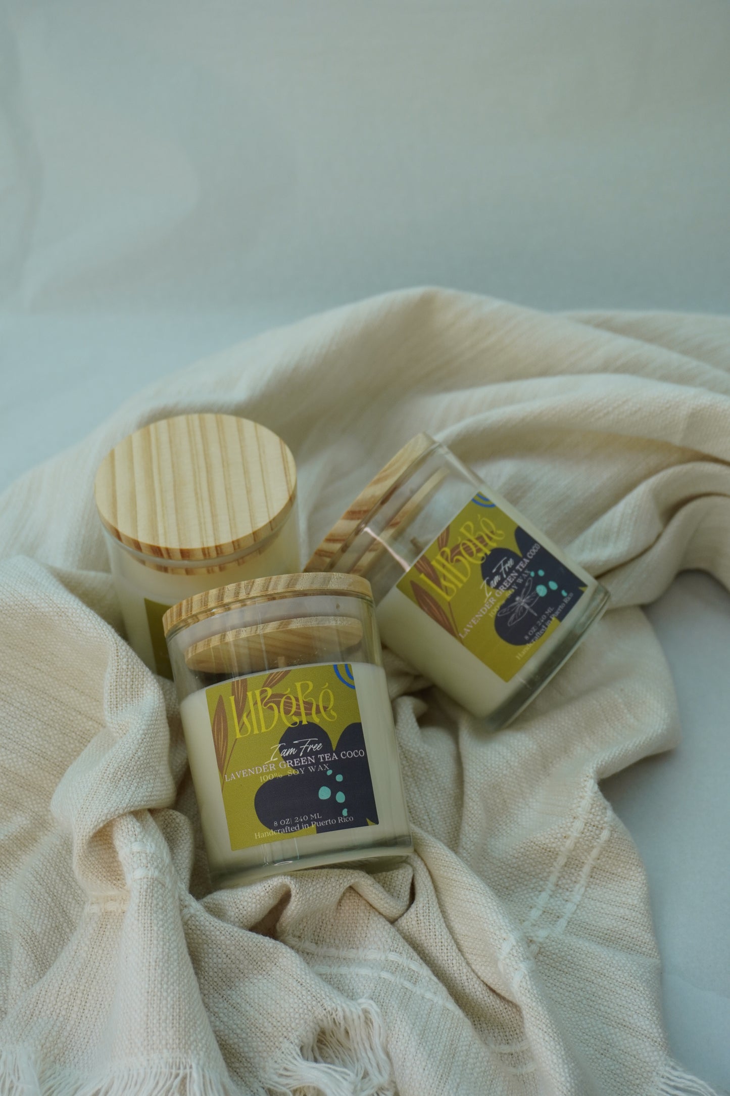 I am free Candle 8oz. Lavender Green Tea  Coconut